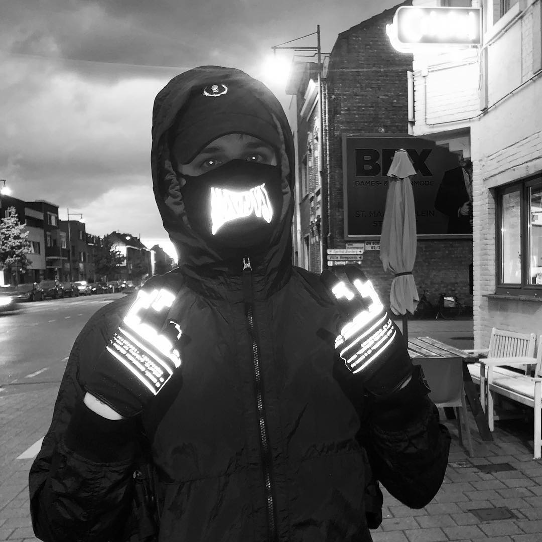 Reflective mask