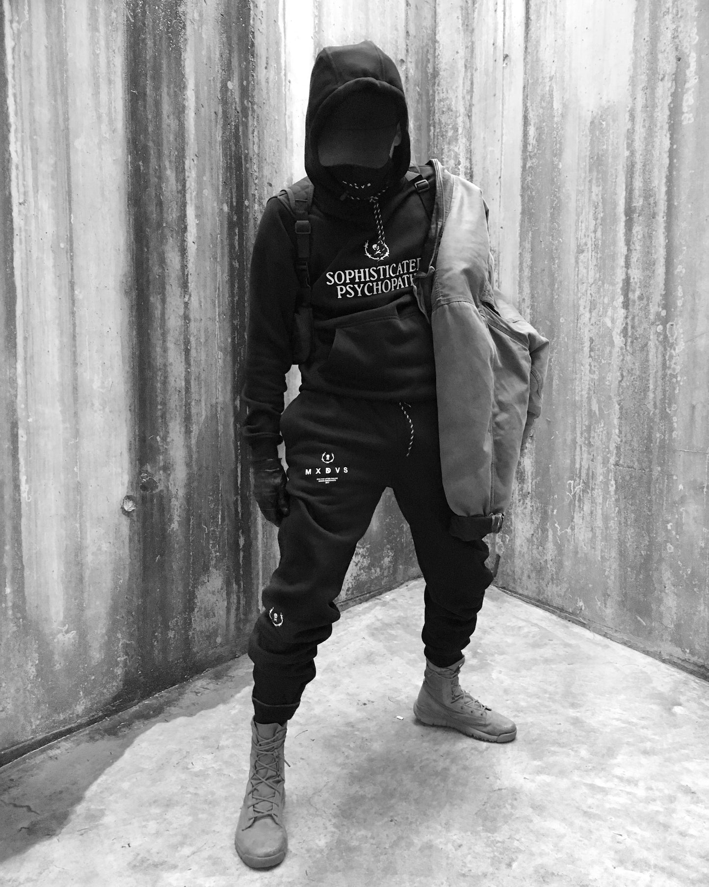 SWEATPANTS 1