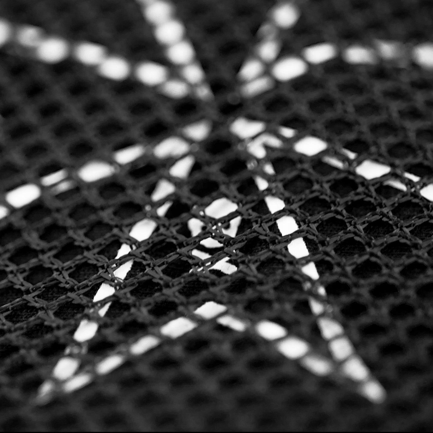 Maltese Cross Mesh Mask