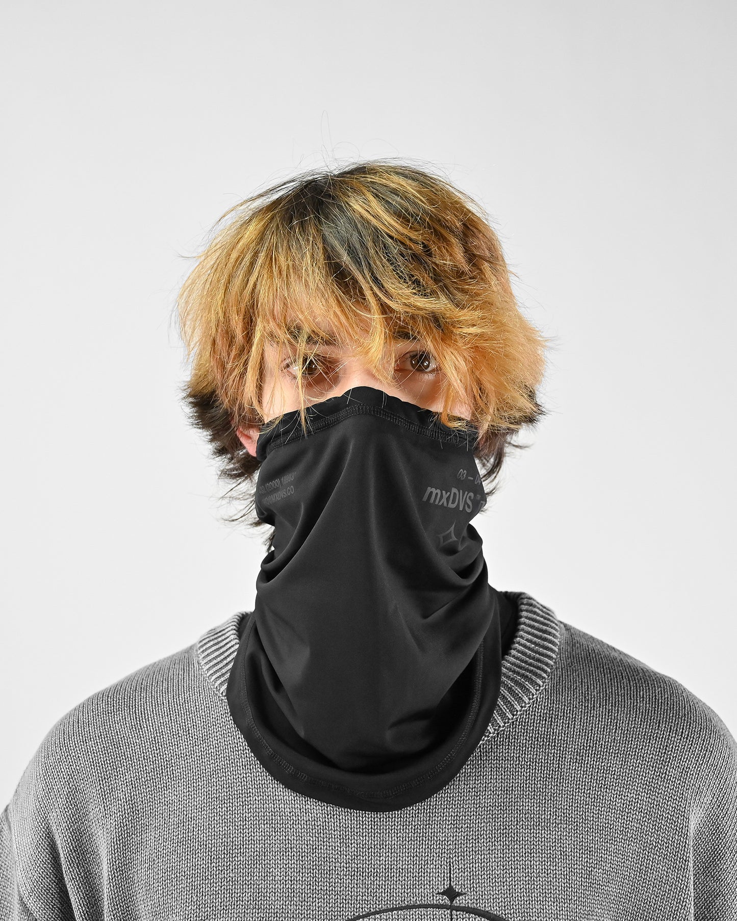Softshell neck warmer