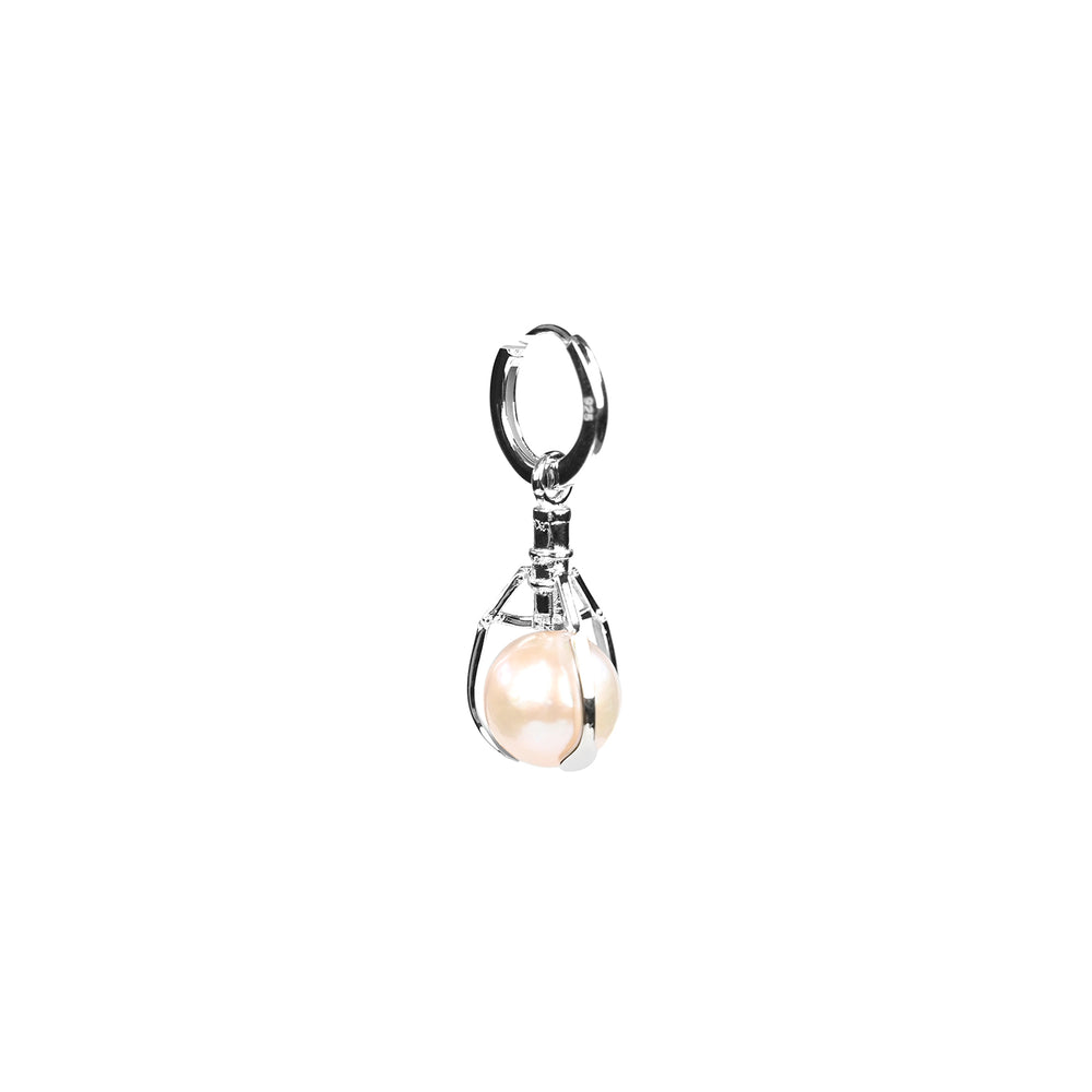 Pearl Earring